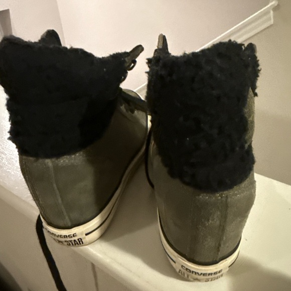 Converse Women Size 7 All Star Hidden Wedge Shoes Olive Green Suede Sherpa - Picture 12 of 12